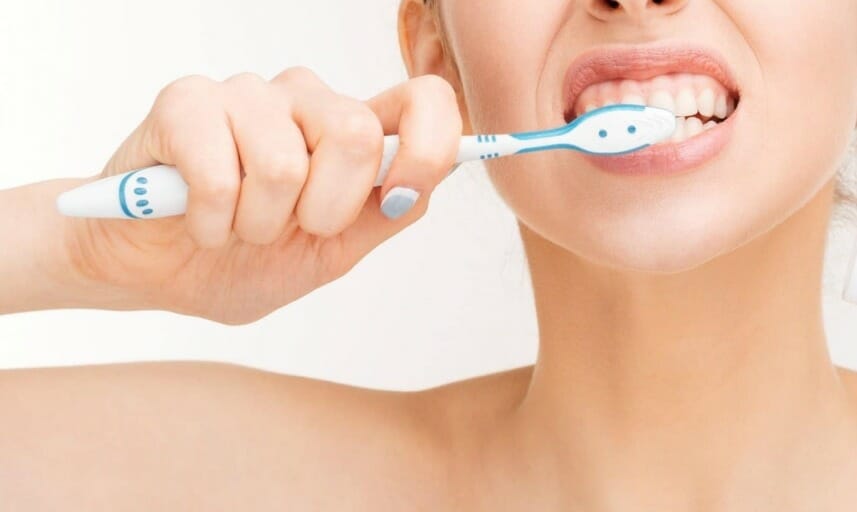 Cách vệ sinh răng miệng đúng cách: Hướng dẫn chi tiết 3